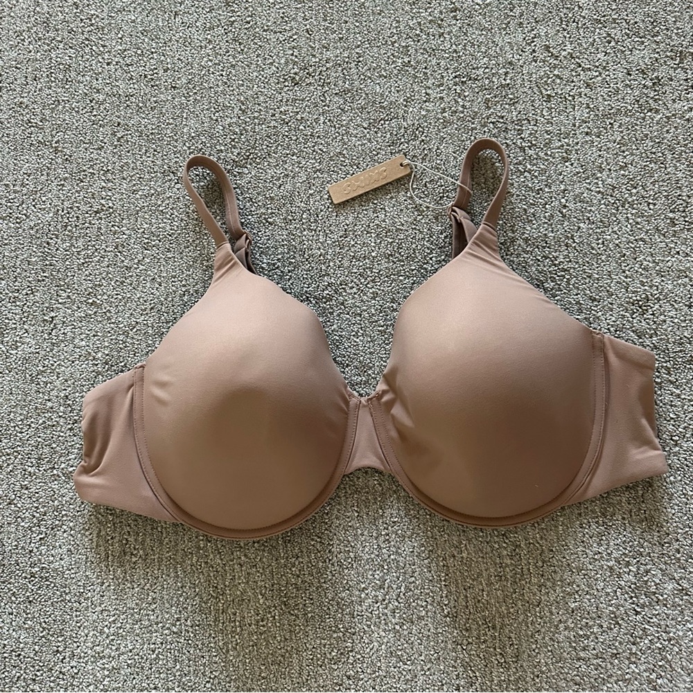 SKIMS Fits Everybody T-Shirt Bra in Sienna 44D‎